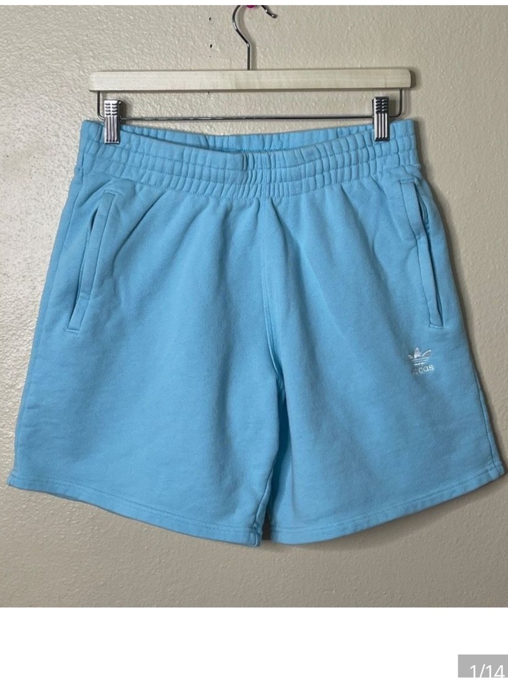 Adidas women’s sweat shorts | size medium | like new - Picture 1 of 3